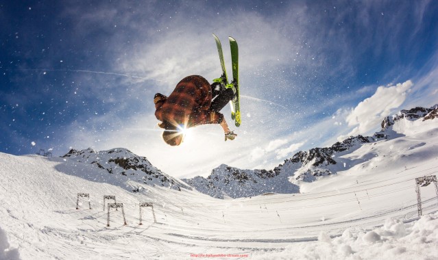 海豚直播-各大俱乐部世俱杯球衣正式发布与设计解读